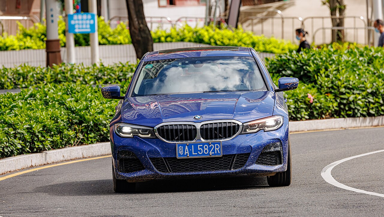 BMW 3 Series 320I